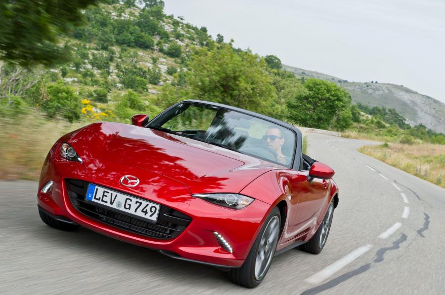  Mazda MX-5 Roadster 2014 года  (фото 28 из 62)